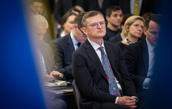 Дипломатія без зайвого блиску: як Кулеба зробив костюм інструментом м’якої сили
